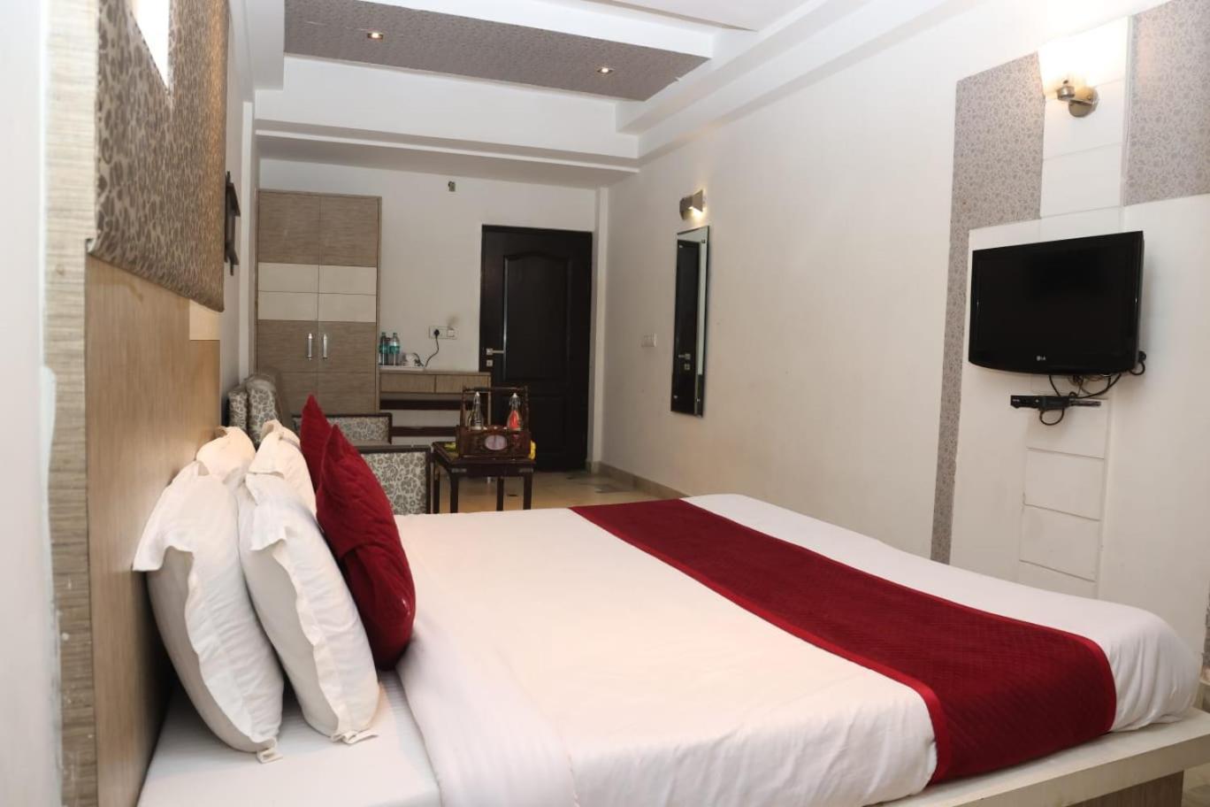 Hotel Panna Paradise Agra  Eksteriør billede