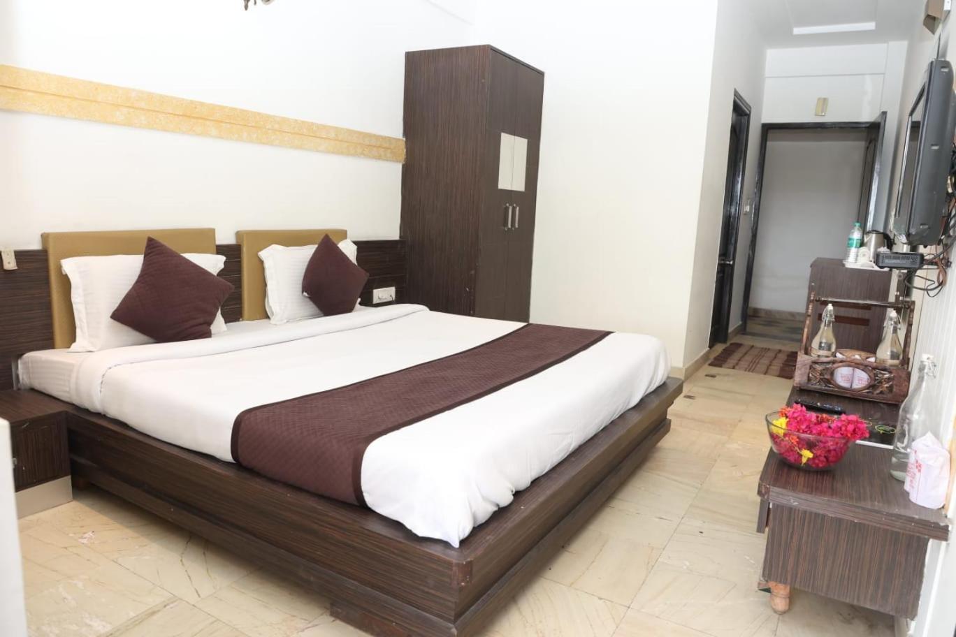 Hotel Panna Paradise Agra  Eksteriør billede
