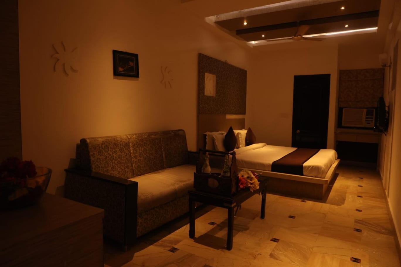 Hotel Panna Paradise Agra  Eksteriør billede