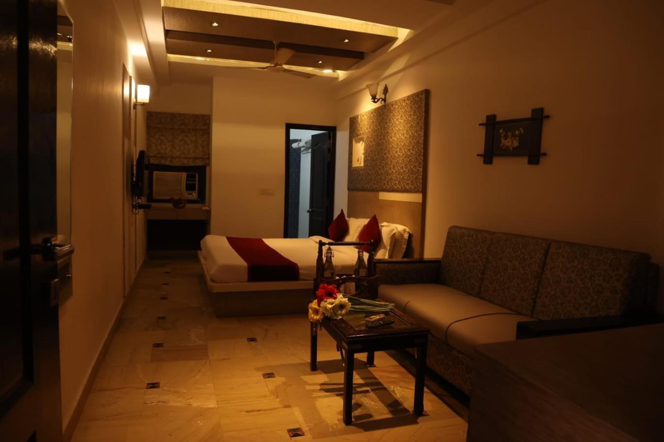 Hotel Panna Paradise Agra  Eksteriør billede