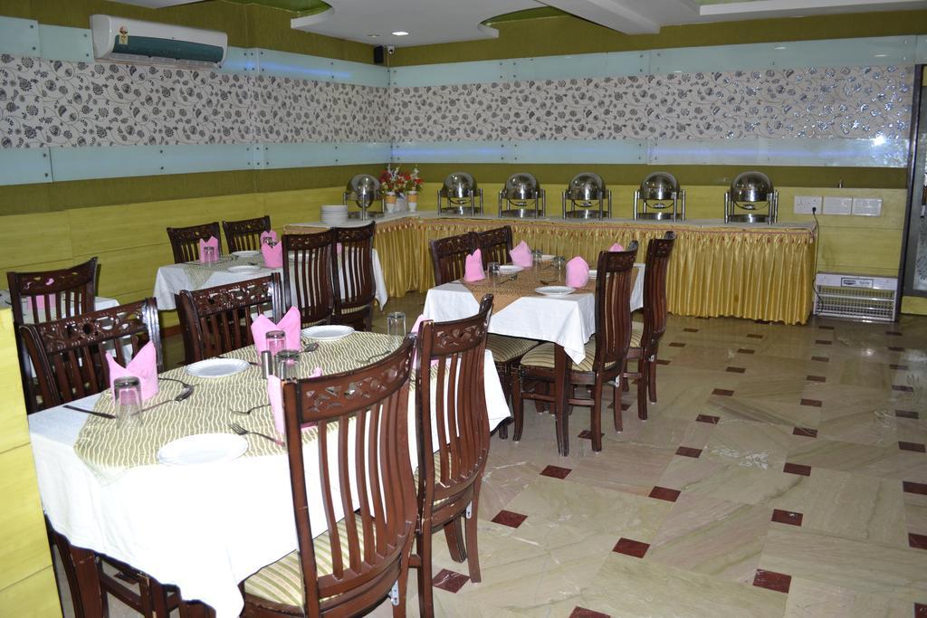 Hotel Panna Paradise Agra  Eksteriør billede