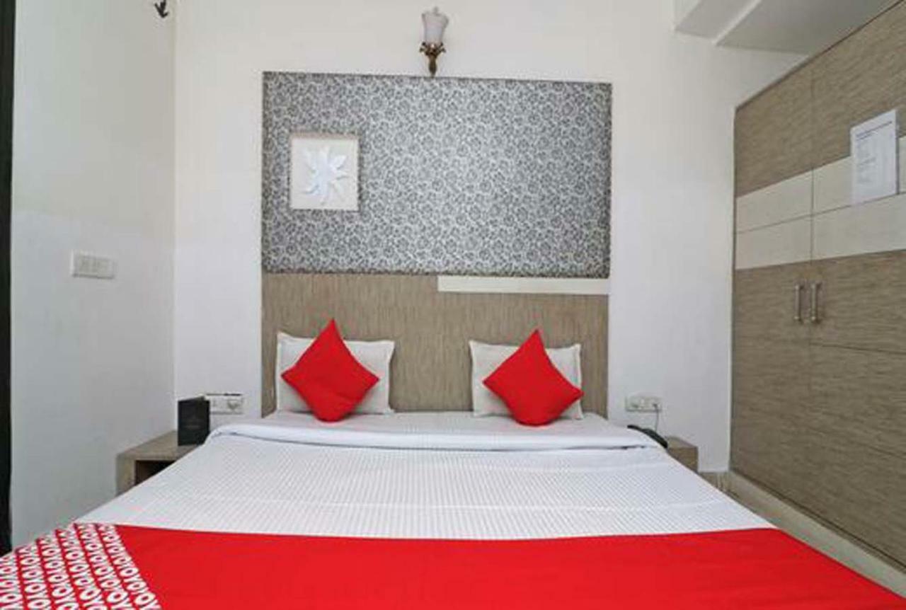 Hotel Panna Paradise Agra  Eksteriør billede